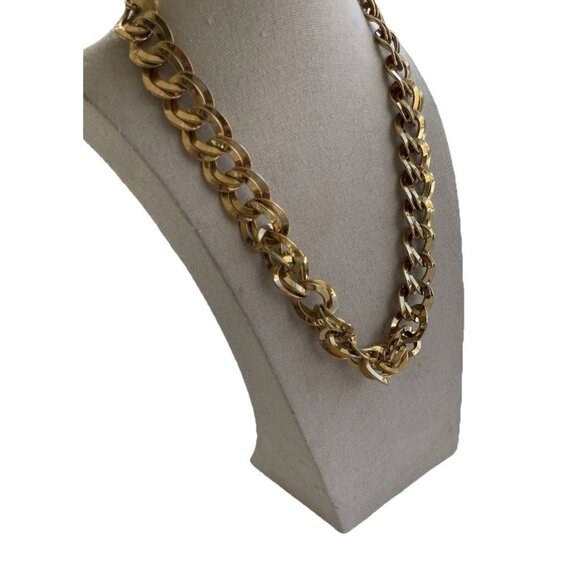 Vintage Monet Gold Tone Chunky Flat Double Curb Link Chain Necklace Signed 20” - Picture 4 of 11